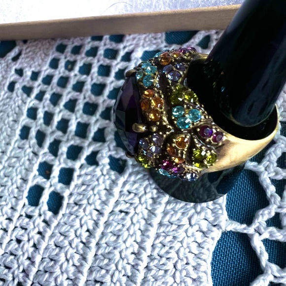 Heidi Daus Vintage Excellent Condition Swarovski Crystals size 9 ring - Picture 13 of 15